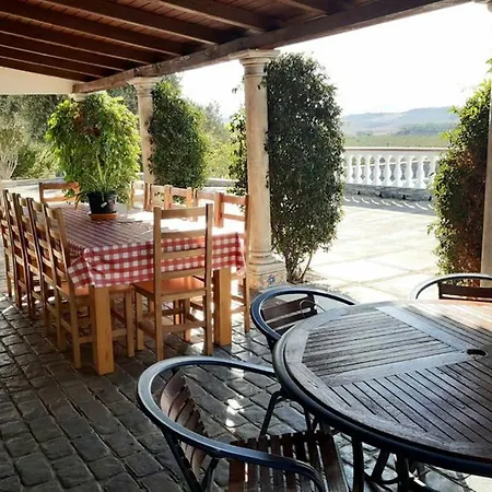 Tejoneras Chalet Bornos